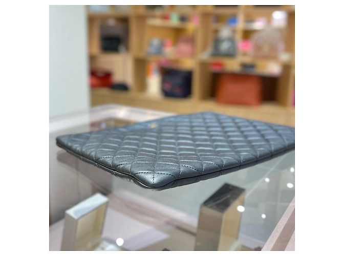 Chanel gestepptes Leder-Pouch Schwarz - Ansicht 3