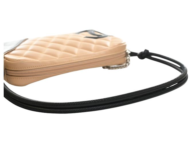 Chanel Beige Quilted Lambskin Cambon Ligne Pochette - vista 14