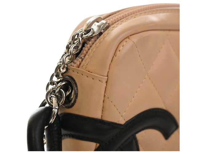 Chanel Beige Quilted Lambskin Cambon Ligne Pochette - vista 9