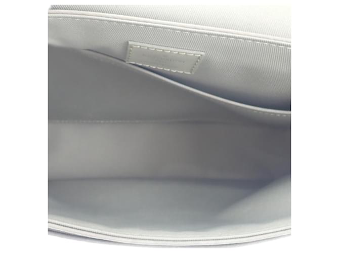 Louis Vuitton Green Monogram Gradient District PM Verde - vista 4