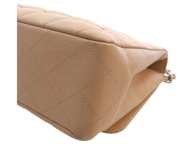 Chanel Beige Jumbo Classic Caviar Single Flap - vista 10
