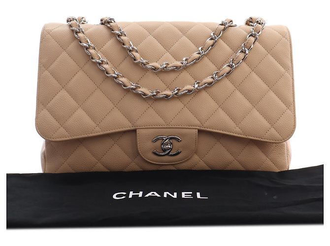 Chanel Beige Jumbo Classic Caviar Single Flap - vista 13