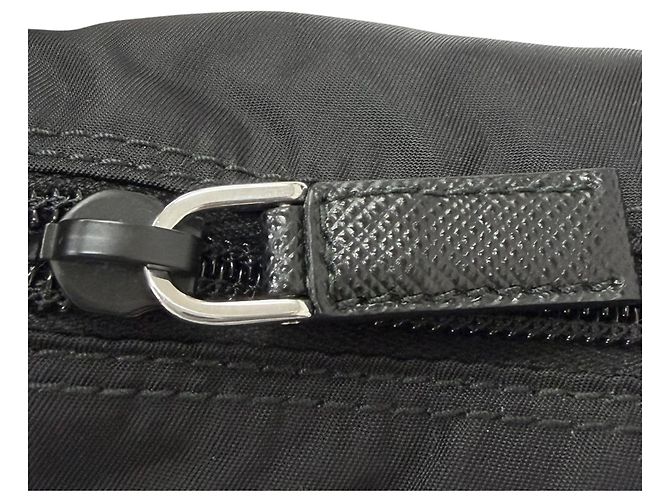 Prada Borsa crossbody con zip in Re-Nylon nero - vista 10