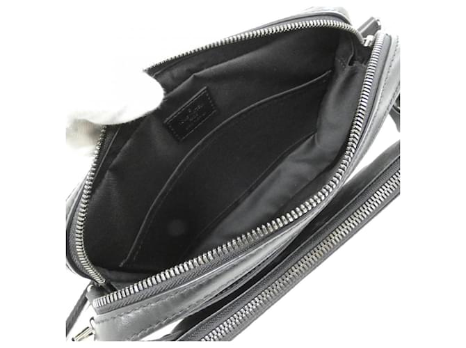 Borsa Messenger Trio Monogram Eclipse Reverse Louis Vuitton Nero - vista 8