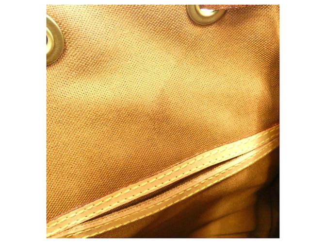 Zaino Louis Vuitton Monogram Montsouris MM Marrone - vista 10