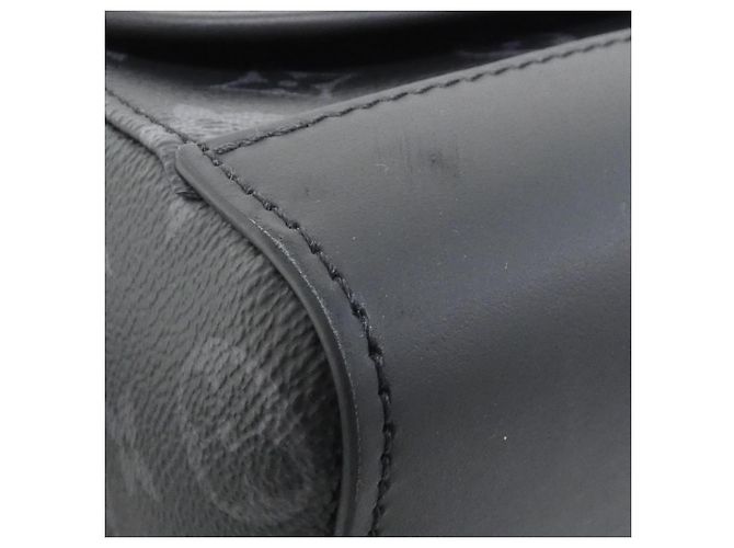 Bolsa de Ombro Louis Vuitton Monogram Eclipse Courier Preto - vista 3