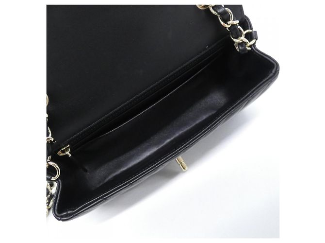 Borsa a tracolla Chanel 69900 in pelle nera Nero - vista 8