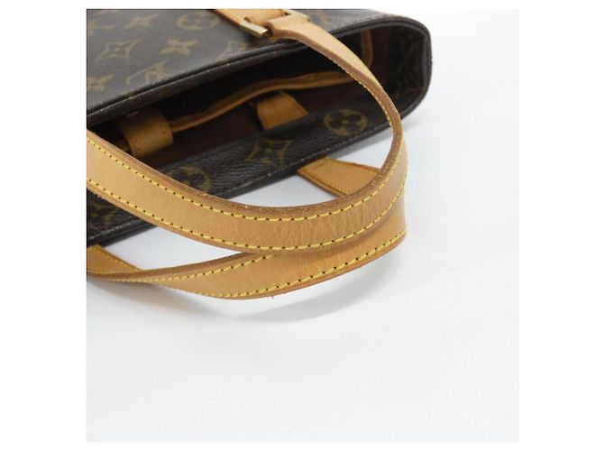 Bolsa Louis Vuitton Monogram Vavin PM Marrom - vista 4