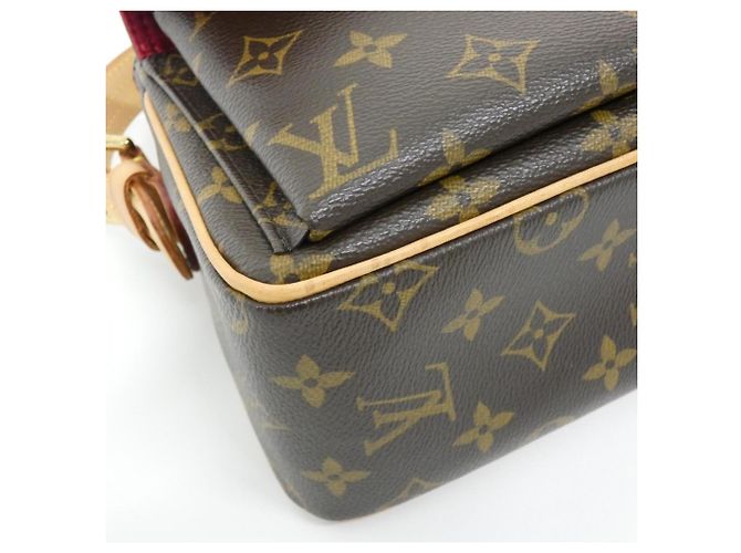 Borsa a tracolla Louis Vuitton Monogram Viva Cite MM Marrone - vista 3