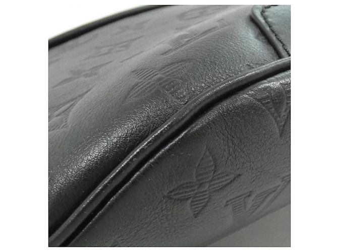 Louis Vuitton Monogram Shadow Discovery Bumbag PM M46036 Noir - vue 3