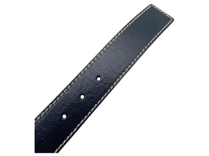 Cintura Gucci in pelle nera con placca stemma Nero - vista 4