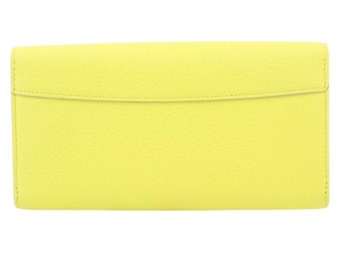 Louis Vuitton Portefeuille Capucines Long Wallet Giallo - vista 2
