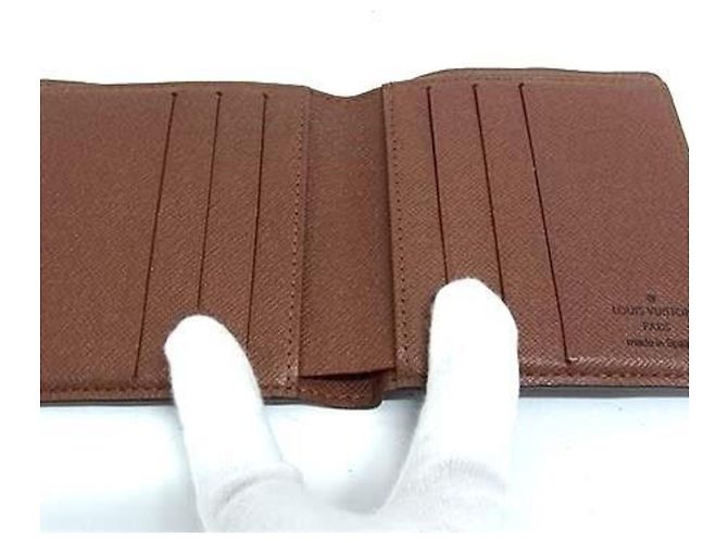 Louis Vuitton Monogram Bi-fold Wallet Brown - view 3