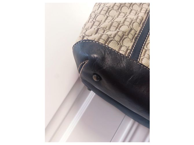Carolina Herrera Borsa Tote CH Monogram Marrone Beige - vista 16