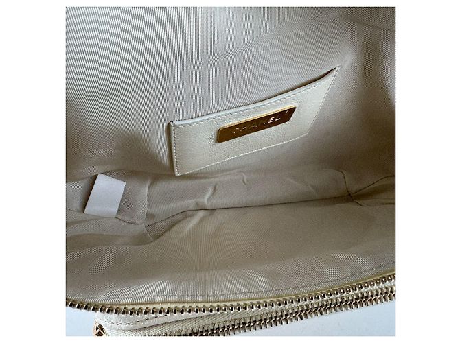Borsa a vita/Borsa a tracolla Chanel in pelle avorio Crudo - vista 11
