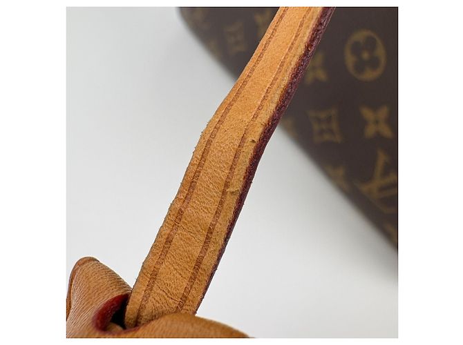 Louis Vuitton Montaigne BB Handbag Brown - view 5