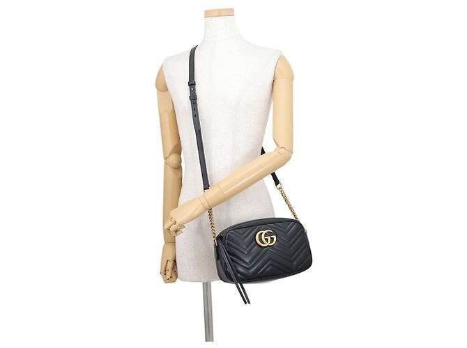 Borsa a tracolla con catena Gucci GG Marmont Matelassé Small Nero - vista 4