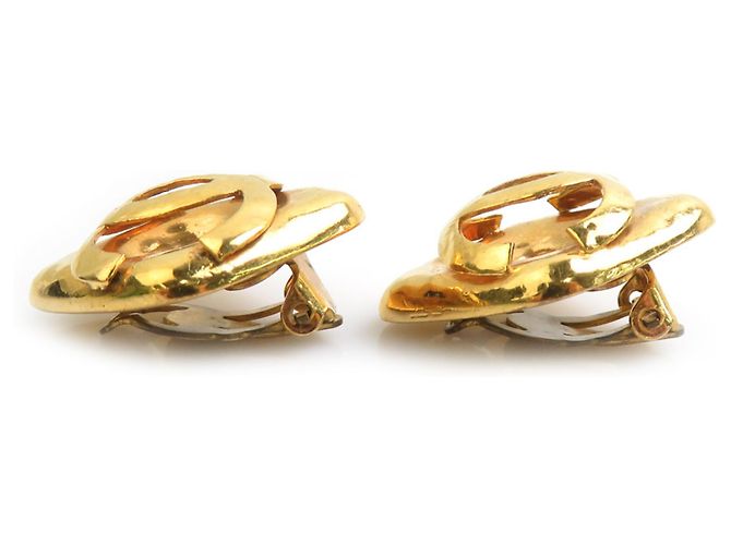 Orecchini a clip Chanel in metallo dorato D'oro - vista 2