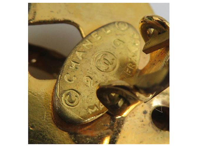 Orecchini a clip Chanel in metallo dorato D'oro - vista 7