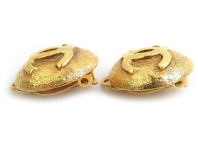 Orecchini a clip Chanel Gold D'oro - vista 2