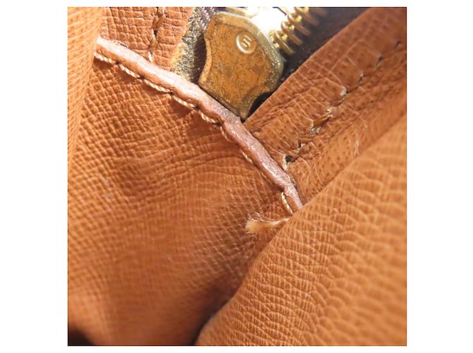 Louis Vuitton Amazon Schultertasche Braun - Ansicht 28