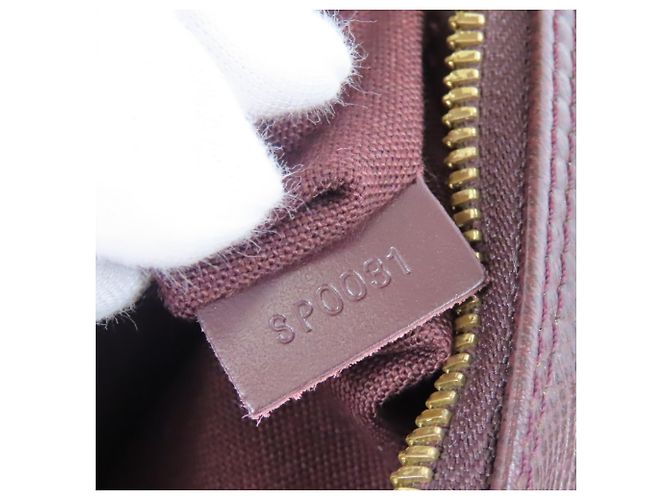 Borsa a tracolla Louis Vuitton Reporter PM Marrone - vista 22