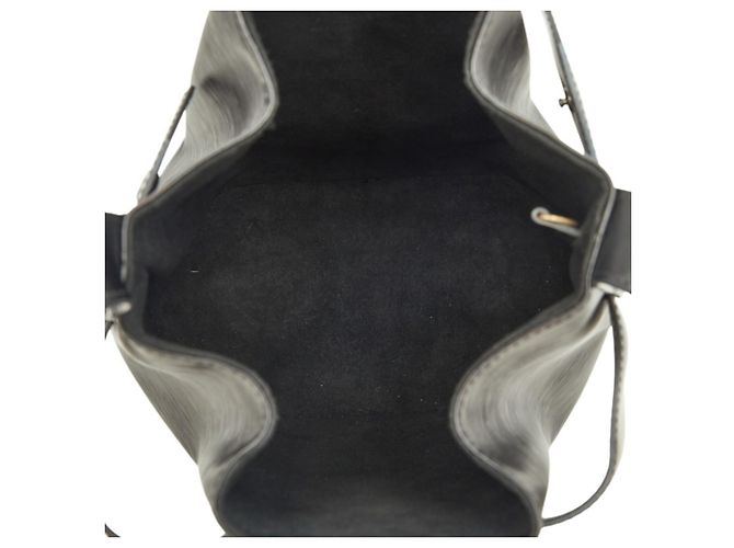 Louis Vuitton Epi Sac Depaule PM Shoulder Bag Nero - vista 10