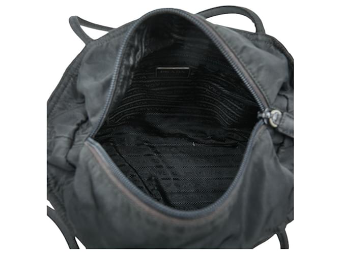 Prada Triangle Logo Plate Tote Bag Schwarz - Ansicht 8