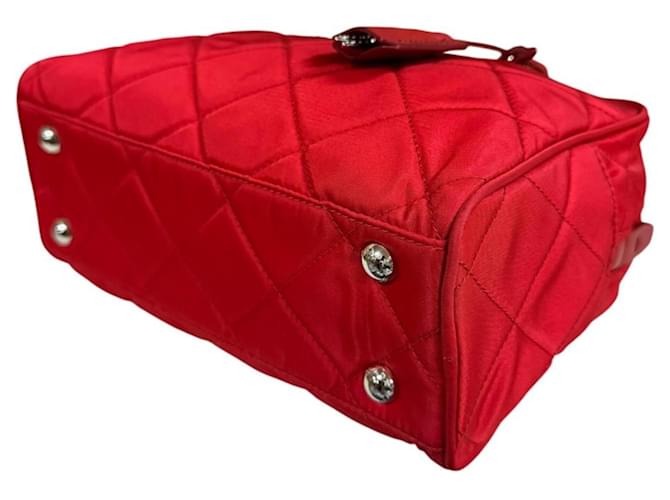 Double Borsa a tracolla Prada in nylon Rosso - vista 6