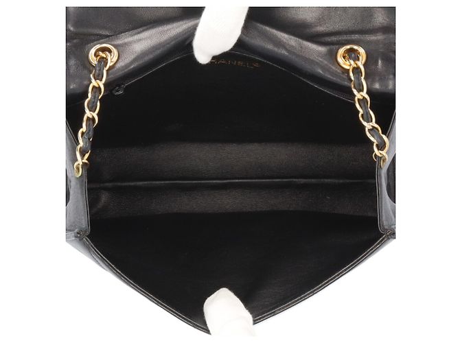 Bolsa de Ombro Chanel Matelassé Preto - vista 7