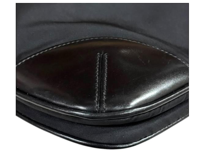 Borsa a tracolla Prada in nylon nero - vista 14