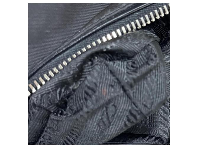 Borsa a tracolla Prada in nylon nero - vista 8