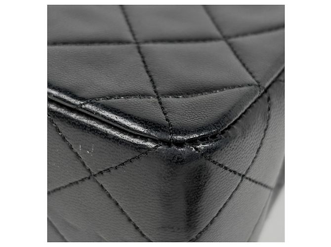 Borsa a tracolla Chanel Matelassé Nero - vista 3