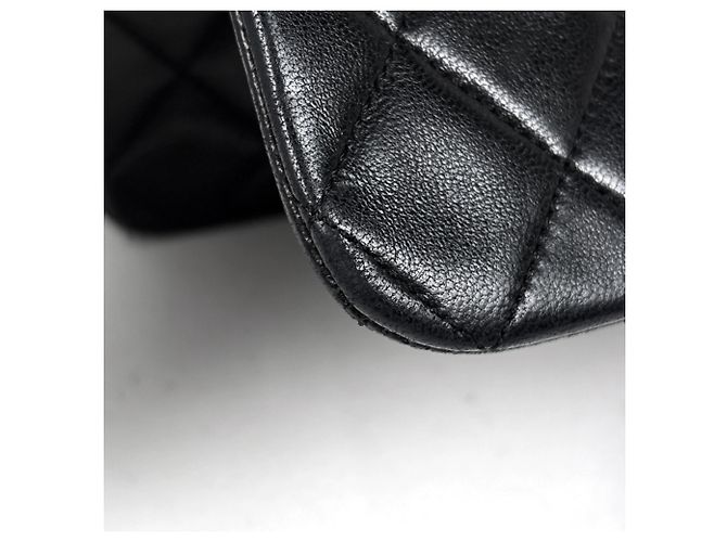 Borsa a tracolla Chanel Matelassé Nero - vista 5