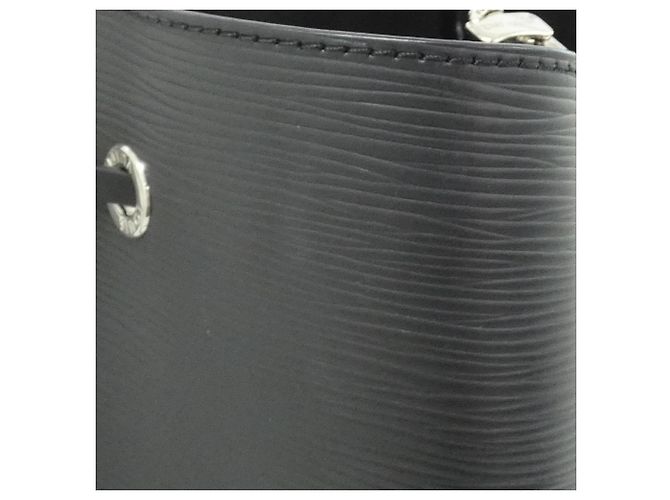 Néonoé Borsa a tracolla Louis Vuitton Epi Neo Noe Nero - vista 6