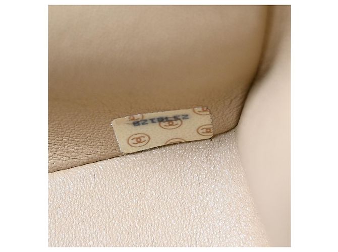 Chanel Vintage Diana Flap Quilted Lambskin Medium Beige - vista 5