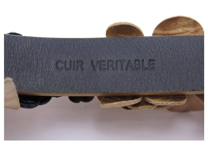 FASCIA PER CAPELLI CHANEL FIORI CAMELIE IN PELLE DORATA T55 A 62 CM D'oro - vista 6