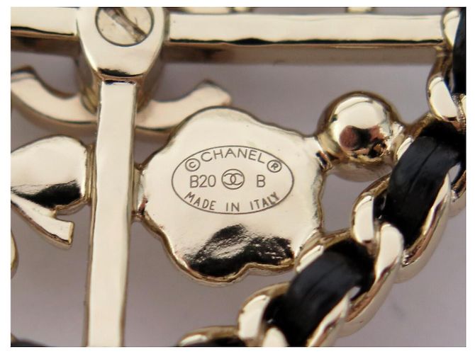 NEUE CHANEL BROSCHE AB4702 WAPPEN LOGO CC KLEEE BLUME CAMELIA NUMMER 5 BROOCH Golden - Ansicht 4