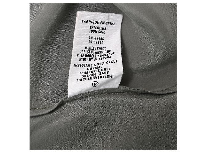 Blusa de cuello halter torcido Theory en seda gris - vista 7