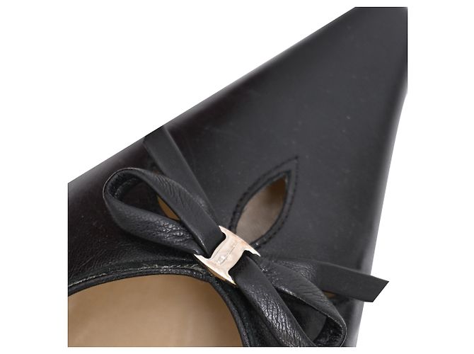 Salvatore Ferragamo Mules con tacco a punta e fiocco Ferragamo in pelle nera Nero - vista 14