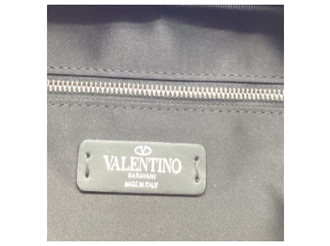 Necessaire Valentino Garavani Anywhen in pelle nera Nero - vista 10