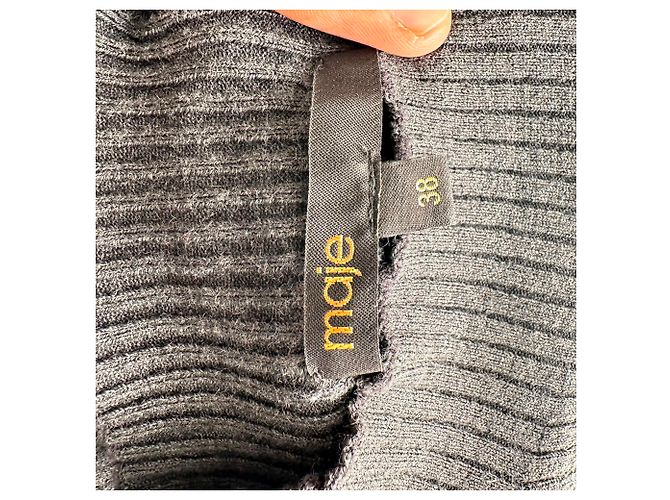 Maje Mini-Kleid aus Rippstrick in grauer Wolle - Ansicht 4
