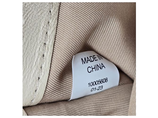 Portafoglio Continental con zip Fleming Soft di Tory Burch in pelle Nude Marrone Carne - vista 12