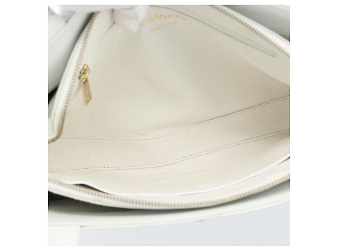 CHANEL Hand Bag Lamb Skin White Gold CC - vista 10
