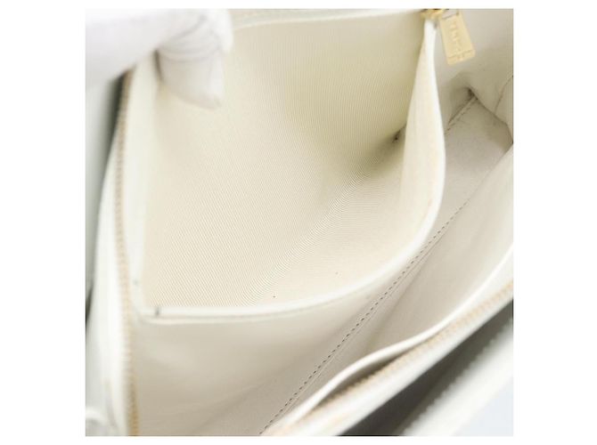 CHANEL Hand Bag Lamb Skin White Gold CC - vista 23