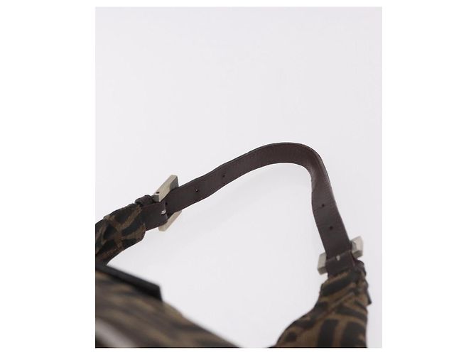 FENDI Zucca Canvas Mamma Baguette Shoulder Bag Brown Black - vista 8