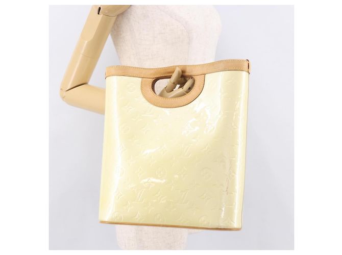 LOUIS VUITTON Monogram Vernis Stillwood Vertical Perle M91366 LV - Ansicht 21