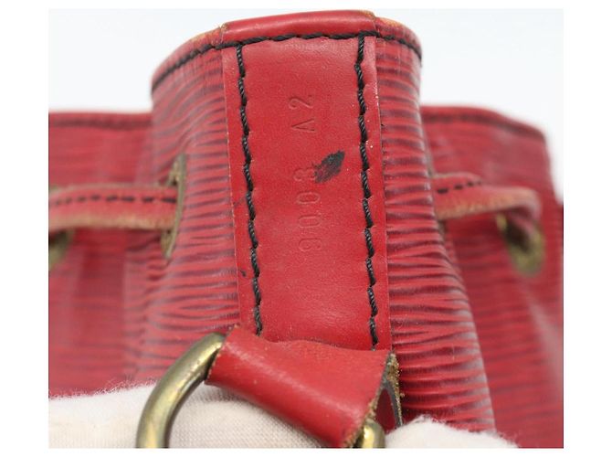 LOUIS VUITTON Epi Petit Noe Shoulder Bag Red M44107 LV - vista 12