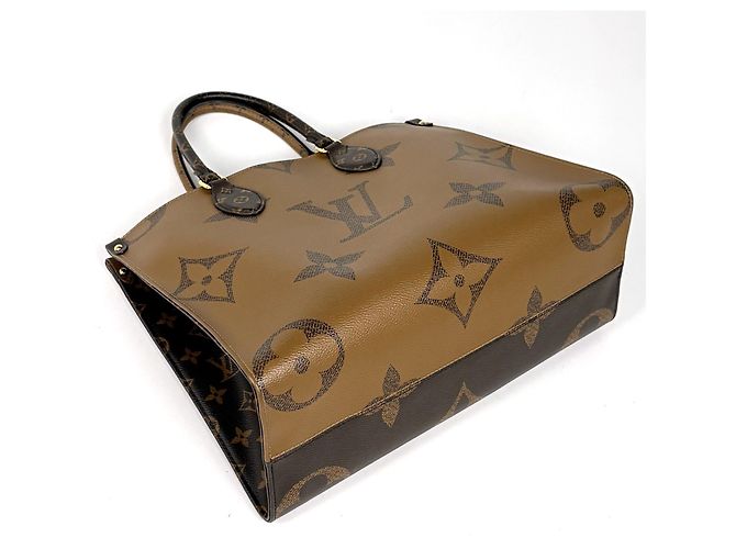 Borsa Tote Louis Vuitton OnTheGo MM Marrone - vista 2