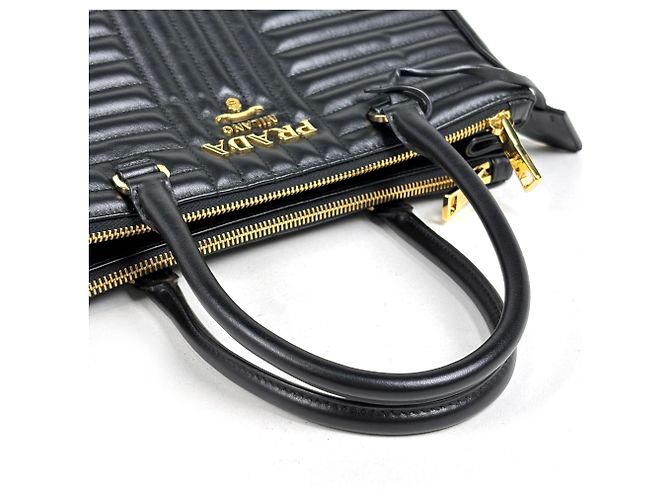 Bolso de mano 2-Way de piel Prada en Nero Negro - vista 6